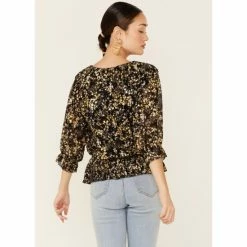 Top 10 🎉 Miss Me 👩 Women's Foil Floral Ruffle Cropped Blouse Black ✔️ -Miss Me Shop unnamed file 1031