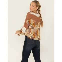 Wholesale ๐งจ Miss Me ๐ฉ Woman's Brown Mixed Media Embroidered Flowy Blouse For ๐ฉ Women โญ 8 Wholesale ๐งจ Miss Me ๐ฉ Woman's Brown Mixed Media Embroidered Flowy Blouse For ๐ฉ Women โญ -Miss Me Shop unnamed file 1132
