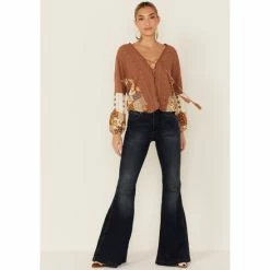 Wholesale ๐งจ Miss Me ๐ฉ Woman's Brown Mixed Media Embroidered Flowy Blouse For ๐ฉ Women โญ 9 Wholesale ๐งจ Miss Me ๐ฉ Woman's Brown Mixed Media Embroidered Flowy Blouse For ๐ฉ Women โญ -Miss Me Shop unnamed file 1133