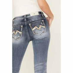 Brand new ✔️ Miss Me 👩 Women's Ombre Embroidered Sequin Medium Wash Stretch Bootcut 👖 Jeans 🎉 9 Brand new ✔️ Miss Me 👩 Women's Ombre Embroidered Sequin Medium Wash Stretch Bootcut 👖 Jeans 🎉 -Miss Me Shop unnamed file 1149